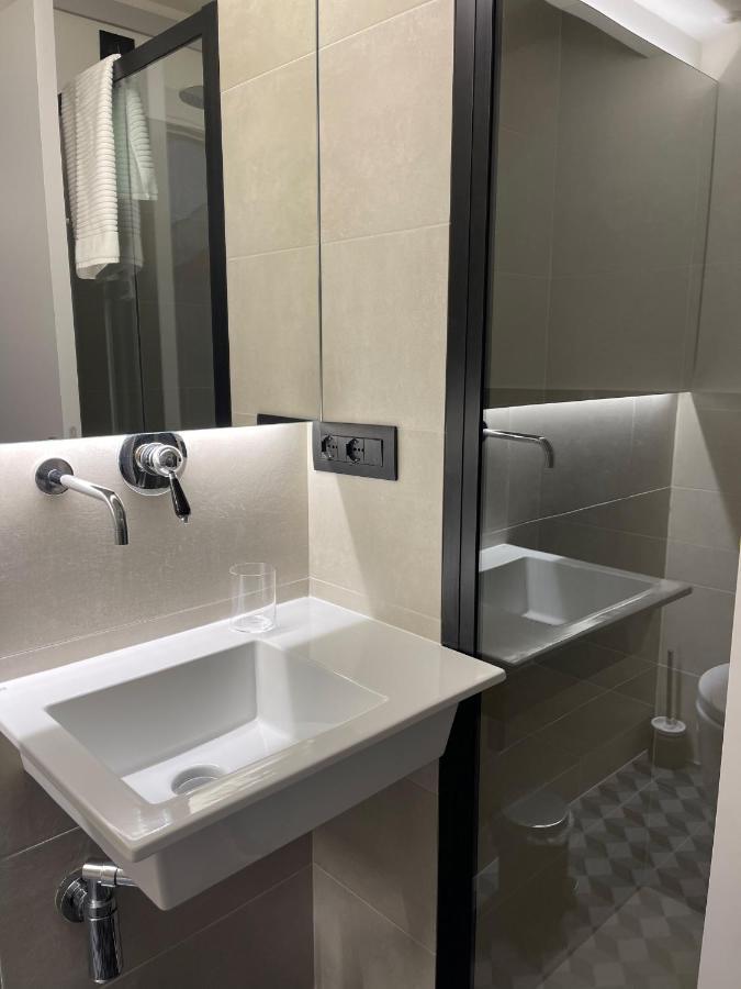 Raha Suites Syracuse Exterior photo